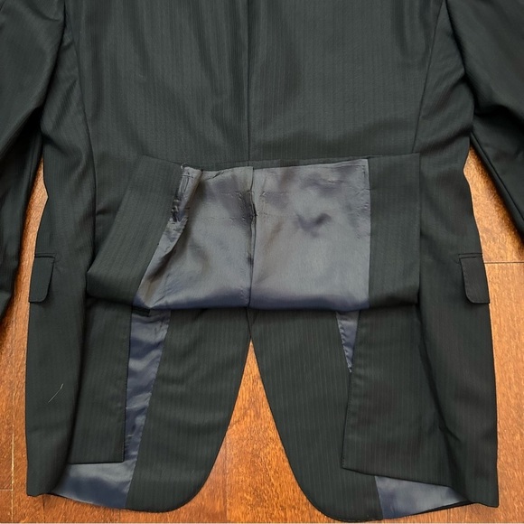 Hickey Freeman for Nordstrom Men's Black Pinstripe Blazer, 100% Wool, Size 42R - Picture 12 of 16